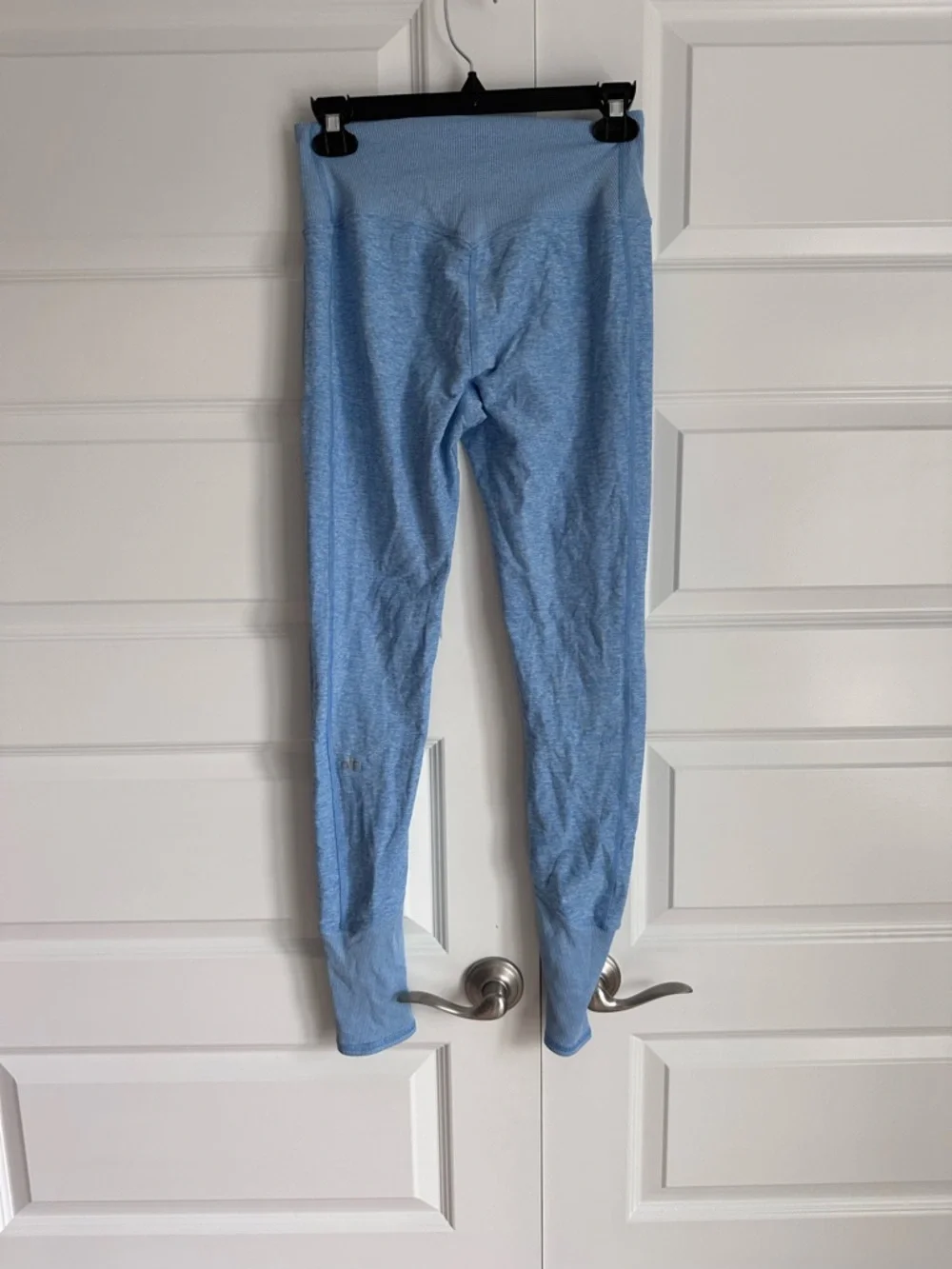 Alo High-Waist Alosoft Lounge‎ Legging size Medium in Heathered Sky